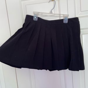 Women’s Pleated Skort from Forever 21 Size Large